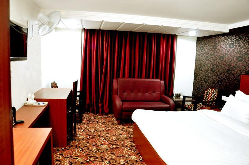 Hotel Trinetar Resorts Batoti Экстерьер фото